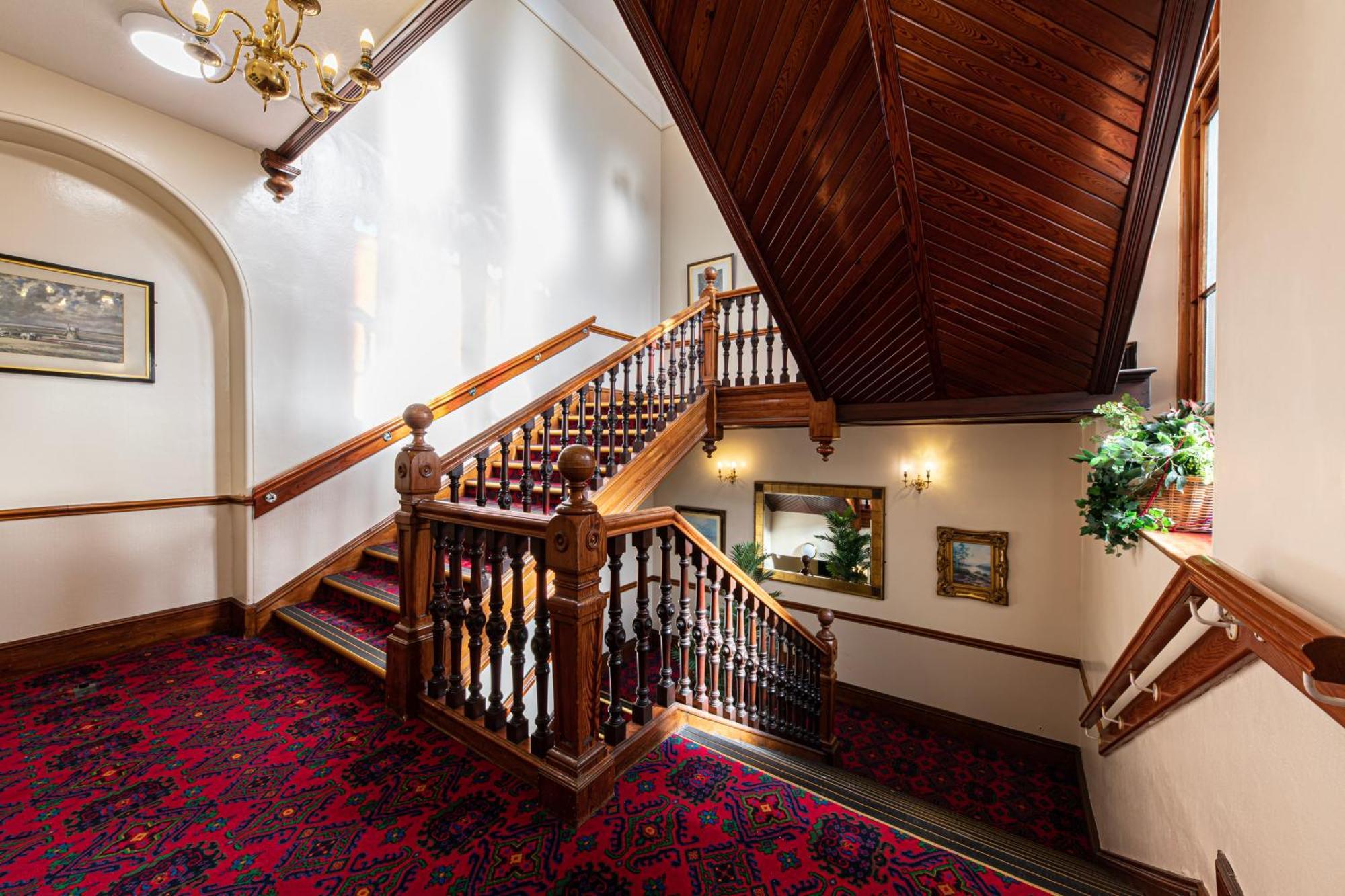 פיטלוצ'רי Scotland'S Spa Hotel מראה חיצוני תמונה
